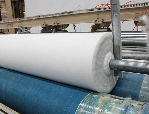 白銀復合土工膜高山水庫防滲漏一布一膜600g復合膜生產(chǎn)廠家維盛